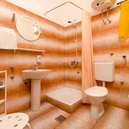Apartment Spavalo *