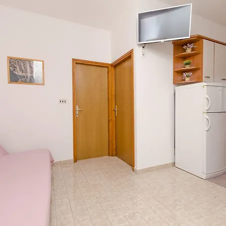 Spavalo Appartement Pag Town